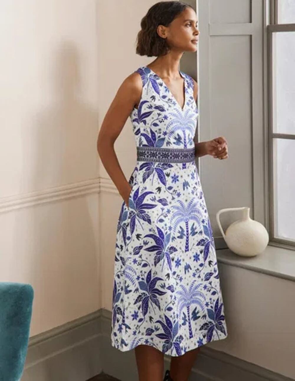 Boden Oriental Palm Embroidered Waist V-Neck A-Line Midi Dress White Blue 10R